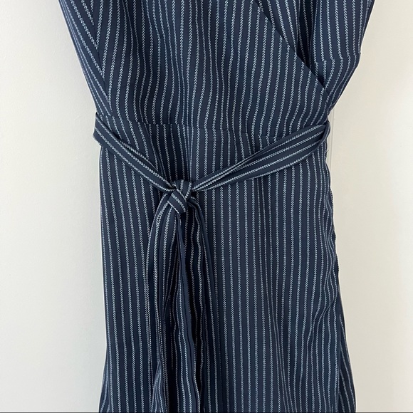 MOVING SALE! Lulus pin striped wrap dress hi low - Picture 2 of 8